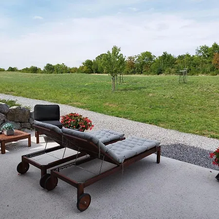 Vilabela 公寓 塞扎纳